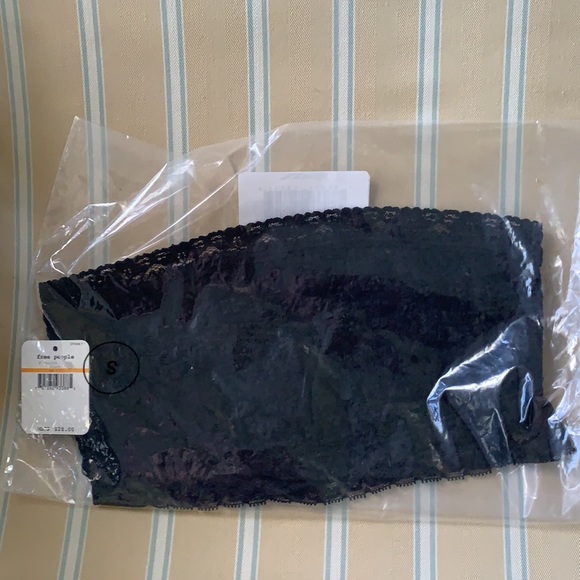 FREE PEOPLE INTIMATELY LACE BANDEAU BRALETTE SCALLOP DETAILS IN BLACK SIZE S - Picture 8 of 10